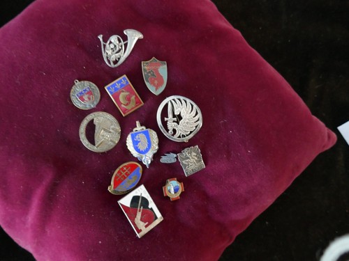 Insignes militaires courant - 11,