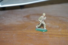 STARLUX plastique mini échelle un peu plus que 1:50 HO MILITAIRE TRES BON ETAT