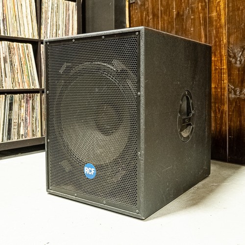 Rcf 4pro 8001 active - active, 18"