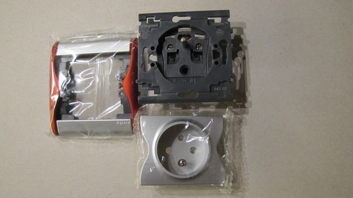 Legrand 84202 82460 87740 - ,