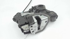 Serrure avant droit TOYOTA URBAN CRUISER 6903042221