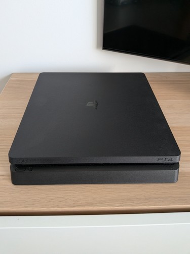 Ps4 slim 500go sans - 9.50,