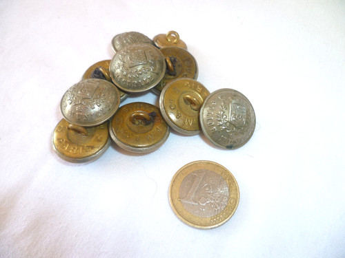 Boutons anciens d - boutons,