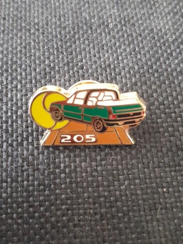 Pin neuf peugeot 205 - pin's,
