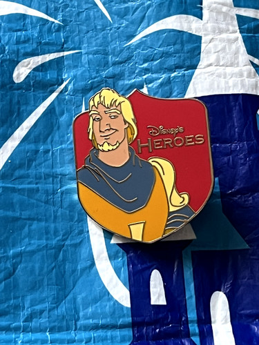 Disney pin trading heroes - disney,