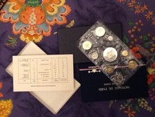 1974_COFFRET FLEURS DE COINS