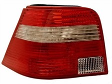 FEUX ARRIERE GAUCHE ROUGE