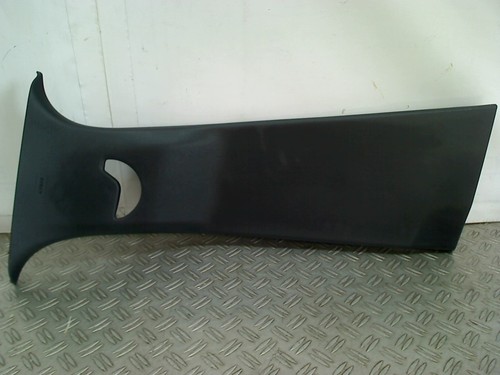 Garniture pilier gauche - de,