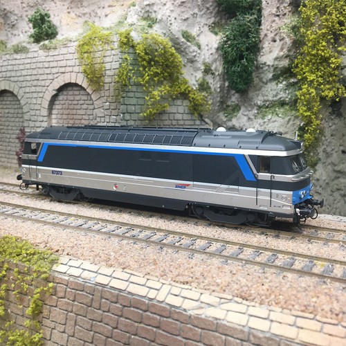 Locomotive diesel 67373 - bb,