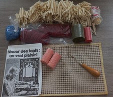 LOT FAGOT DE LAINE  ECRU VERT ROSE EXPLICATION NOUER UN TAPIS CROCHET GRILLE