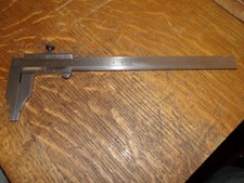 Pied à coulisse Métrique Marque : STANDARD France - 230 mm