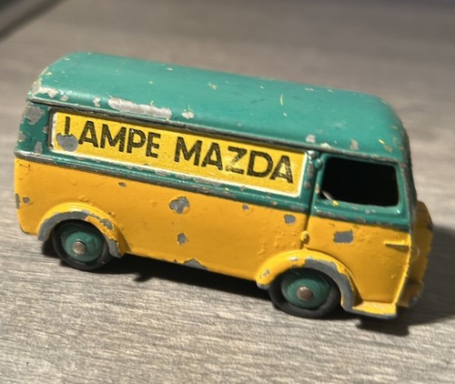 Dinky toys ancien peugeot - dinky,