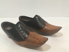 PAIRE DE CHAUSSURES MINIATURE