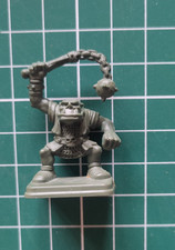 Heroquest :  orque avec fléau