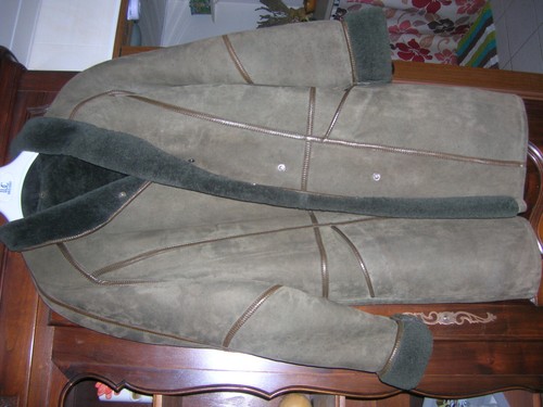 Très beau manteau - très,
