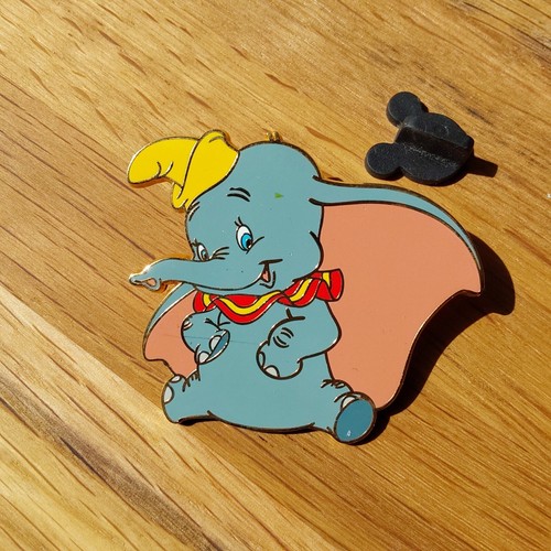 Pin badge disney trading - pin,