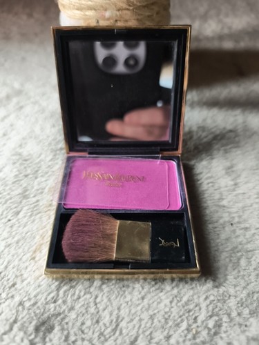 Yves saint laurent fard - saint,