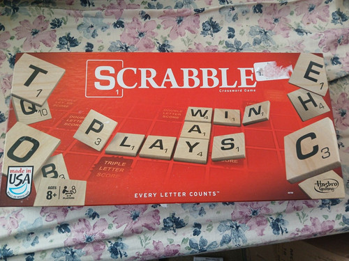 Scrabble game hasbro gaming - game,