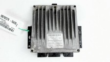 Calculateur moteur RENAULT