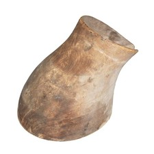 Ancienne forme à chapeau en