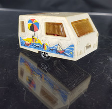 Ancienne MAJORETTE caravane ST