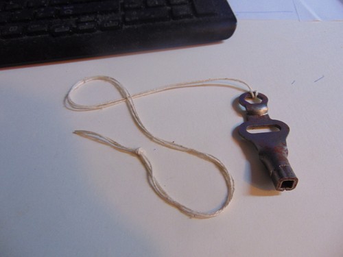 Vintage steel roller skate key - steel,