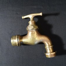 GROS ROBINET ANCIEN LAITON /