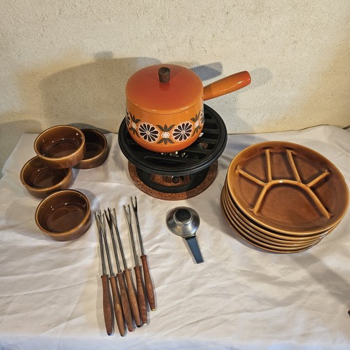 Service fondue complet - service, a