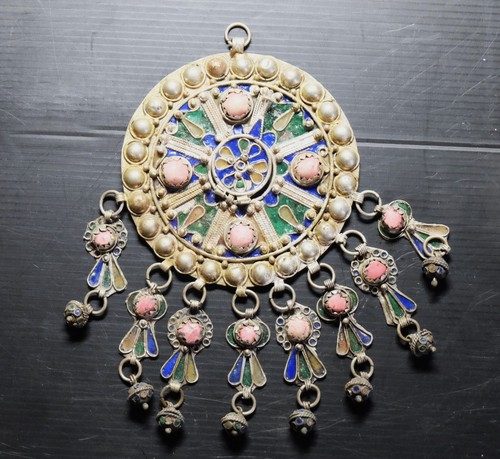 Ancien grand pendentif - grand, berbere