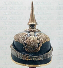 Casque Pickelhaube allemand en