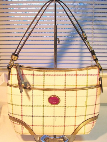Nwt coach f21363 white peyton - nwt,
