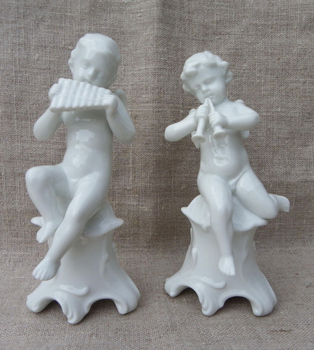 Paire sujets porcelaine - paire,