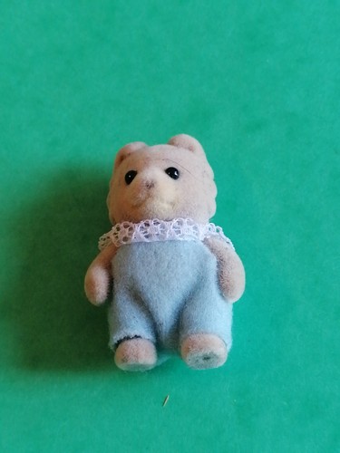 Sylvanian families figurines - sylvanian,