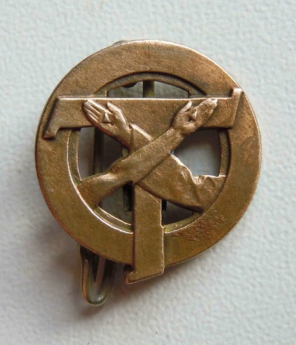 Petit insigne epinglette a - petit,