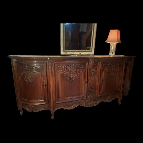 Bahut enfilade sculptée - , et