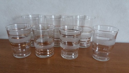 Lot verres anciens - 7, blanc
