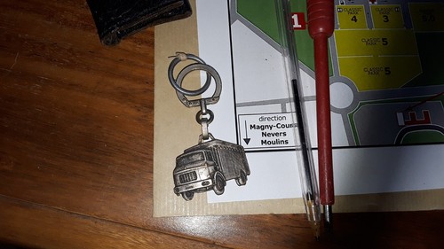 Porte clefs métal berliet - métal,
