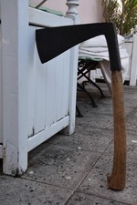 OUTILS ANCIENS HACHE DE CHARPENTIER