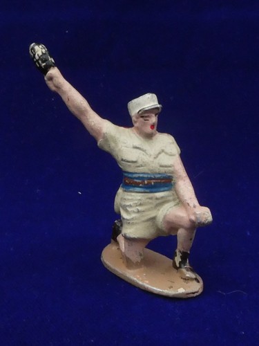 Rare top figurine aluminium - !,