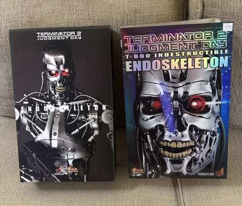 Hot toys terminator - hot,