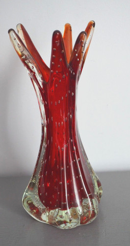 Vase rouge bullée verre - vase,