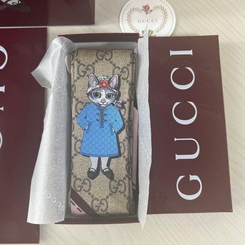 Gucci yuko higuchi écharpe - gucci,