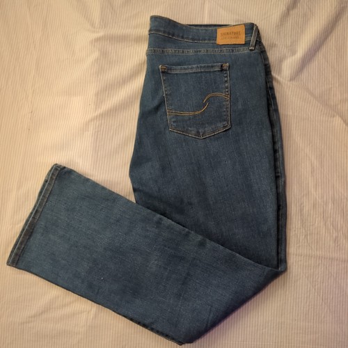 Signature levi strauss size - by,