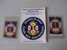 Lot de badges écussons tissu hospitaliers Sauveteurs Bretons et autocollant SNSM