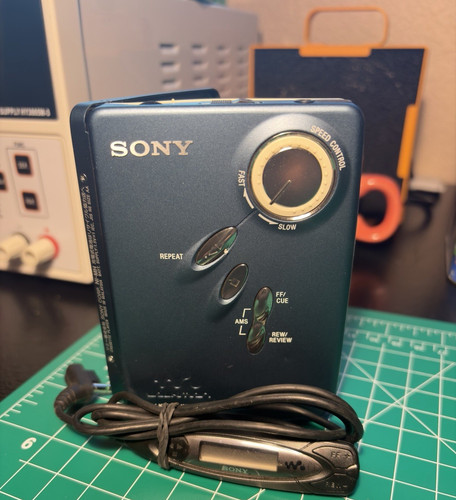Sony ex631 navy - sony,