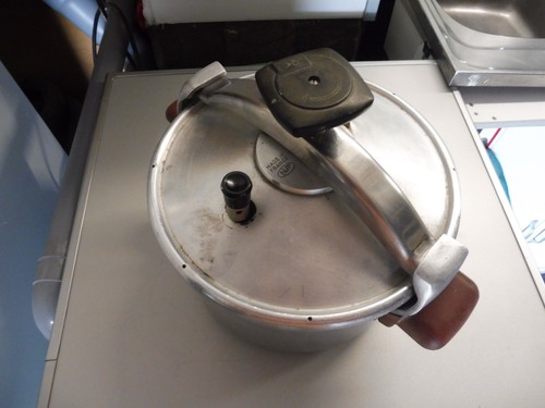Rare cocotte minute seb annee - ,