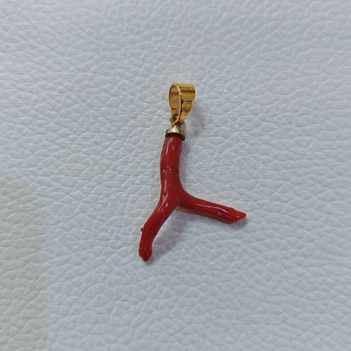 Très petit pendentif italien