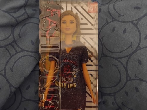 Poupée barbie fashionistas - poupée,