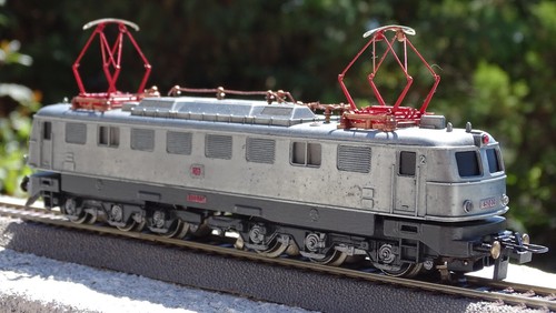 Trix locomotive - .,