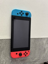 Nintendo switch console - 32, go